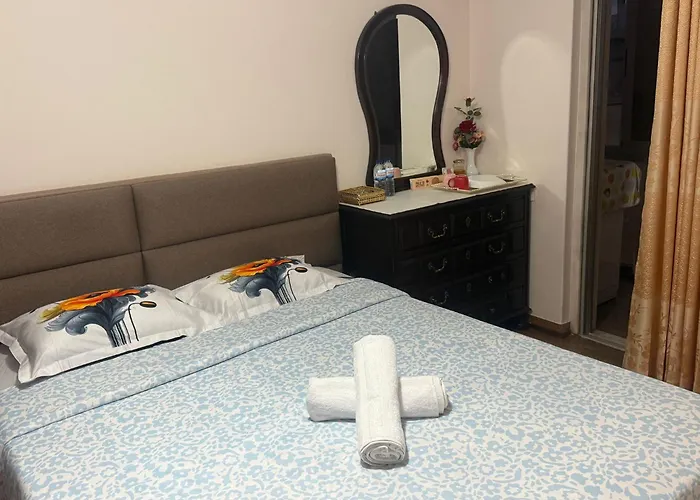 In Prior Velho Πανσιόν Lisboa